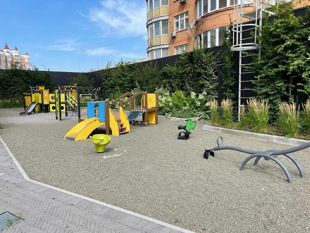 Luxury Apartments Smartplaza Obolon Metro Minskai Kyiv