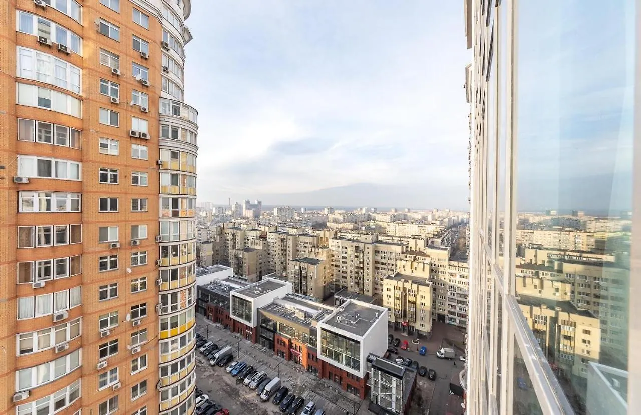 Luxury Apartments Smartplaza Obolon Metro Minskai Kiev Ucraina