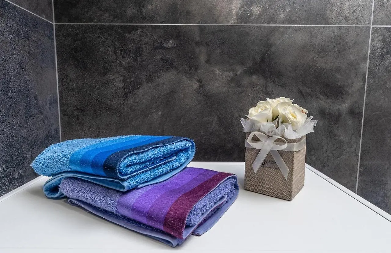 Luxury Apartments Smartplaza Obolon Metro Minskai Kyiv Ukraine