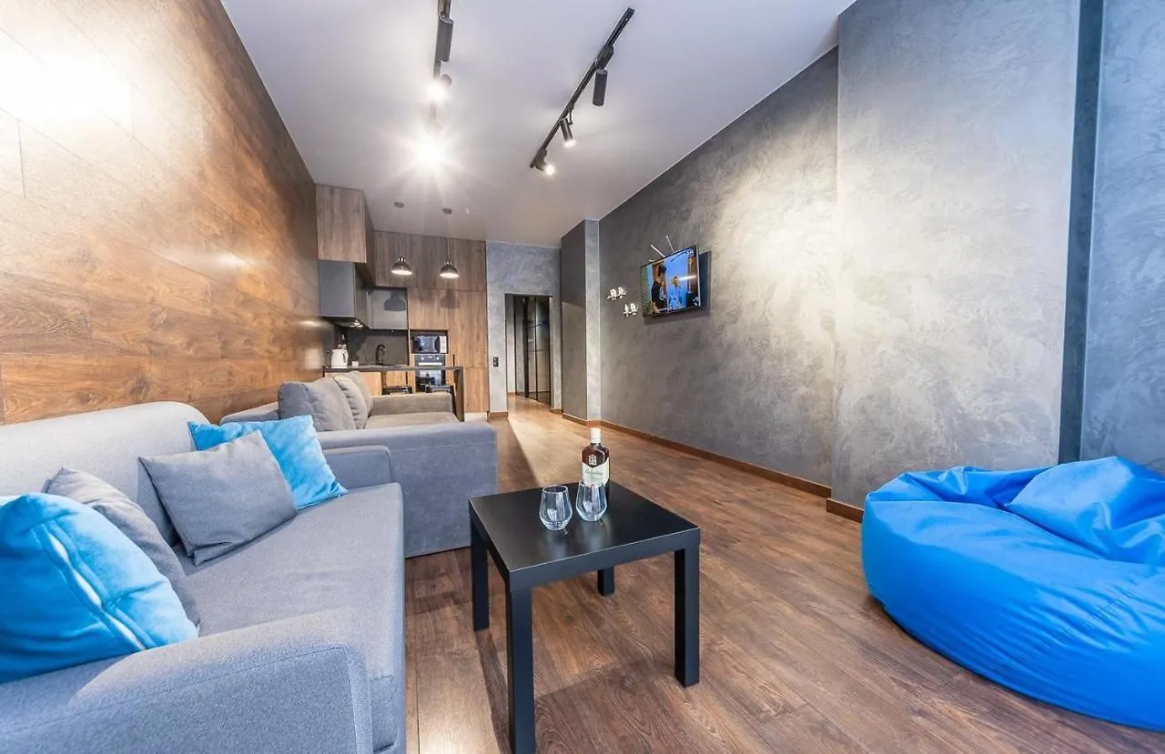 Luxury Apartments Smartplaza Obolon Metro Minskai Kyiv