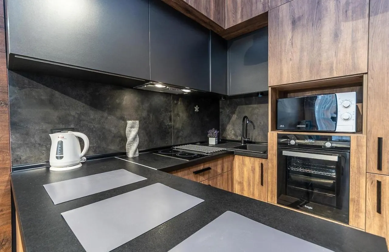 Luxury Apartments Smartplaza Obolon Metro Minskai Kyiv 0*,
